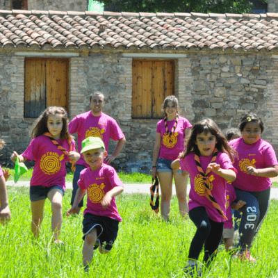 Com les cases de colònies afavoreixen els Drets dels Infants