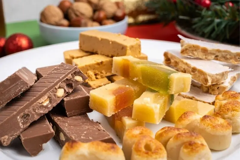 Surtido de turrones de Navidad