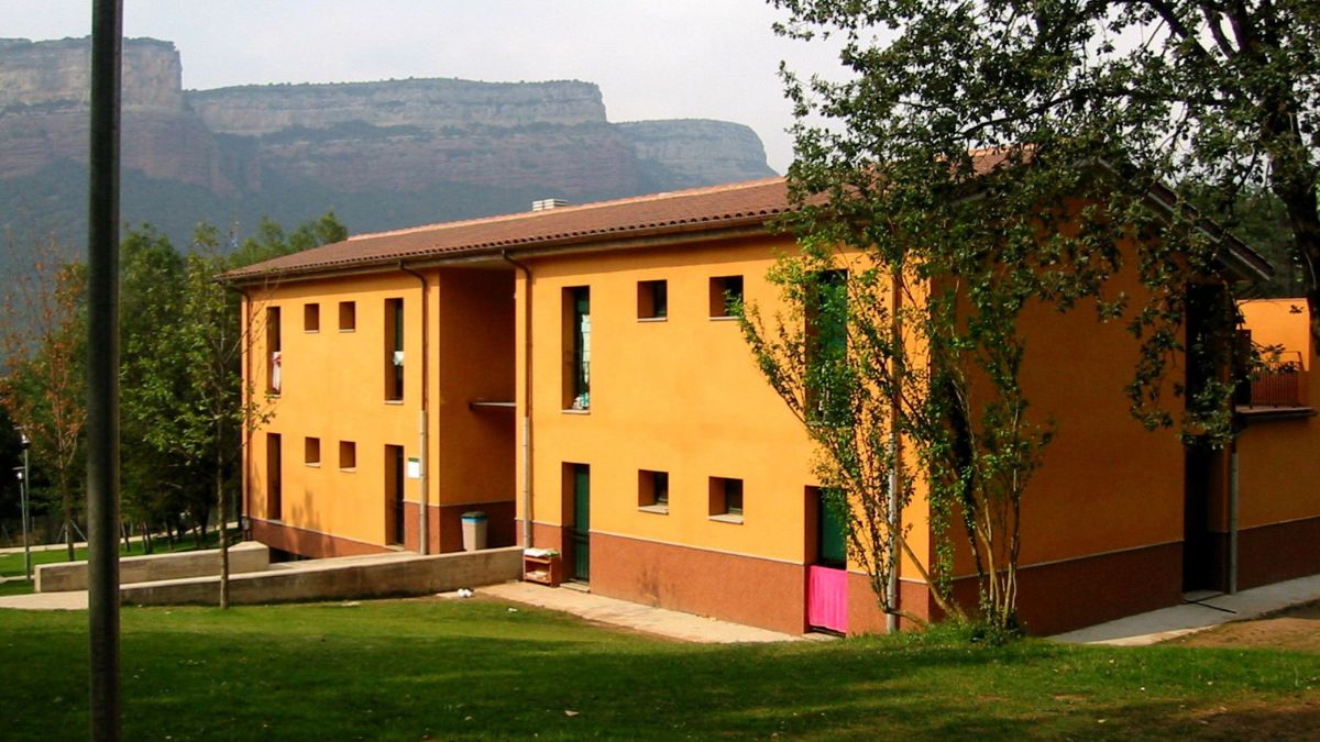 Facana-casa-colonies-La-Cinglera