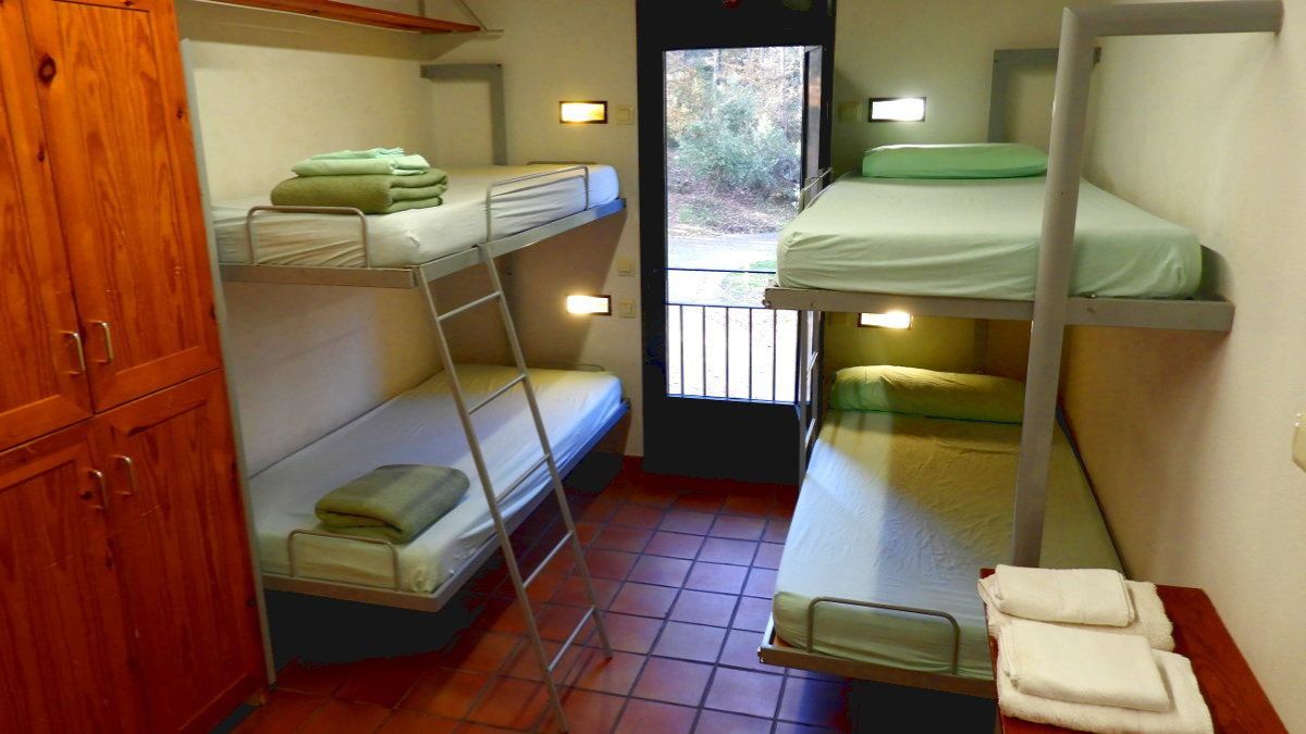 Habitacio-casa-colonies-La-Cinglera