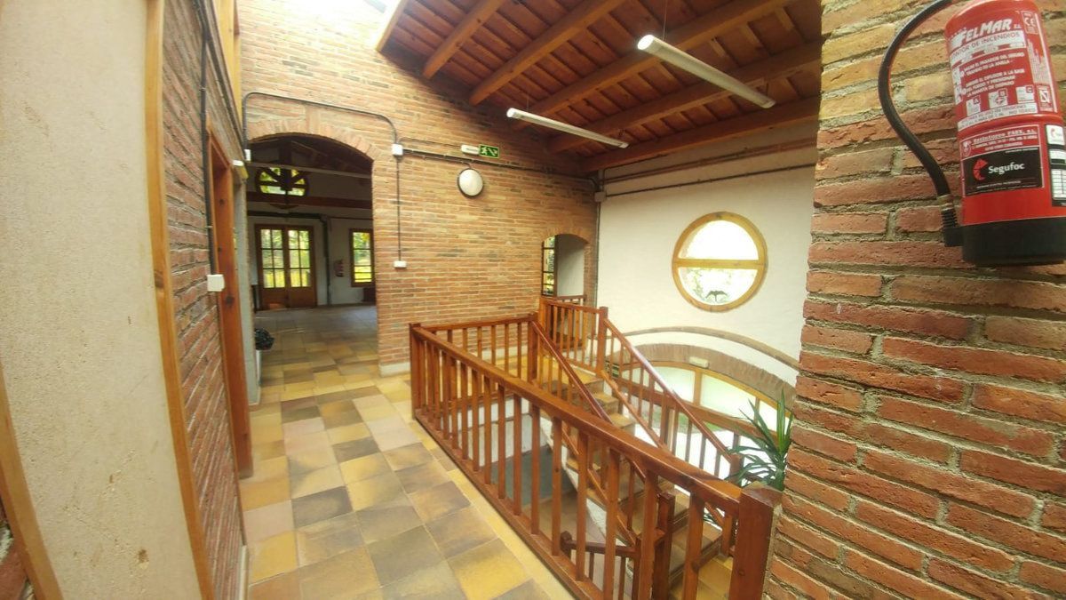 Interior-casa-colonies-Els-Porxos