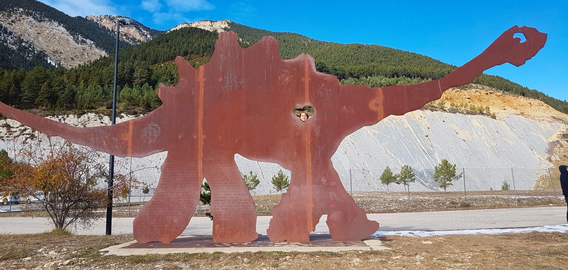 Dinosaurios de Fumanya: aventura paleontológica en familia