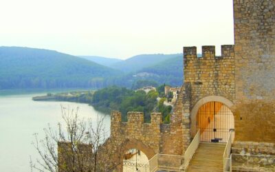 Un viatge medieval a Castellet i la Gornal