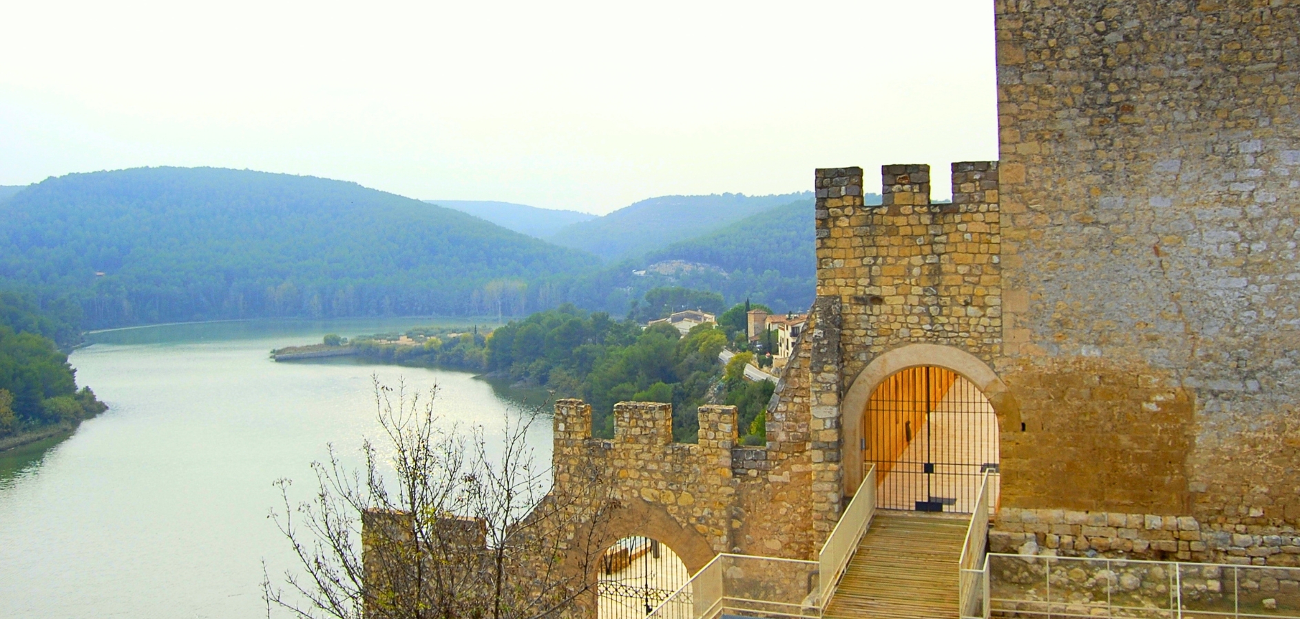 Un viatge medieval a Castellet i la Gornal